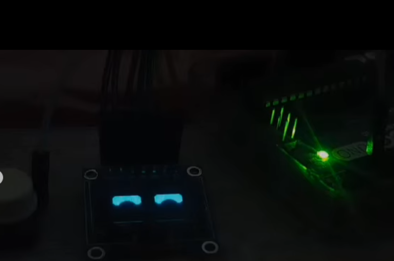 Dino Runner — Gameplay on OLED display